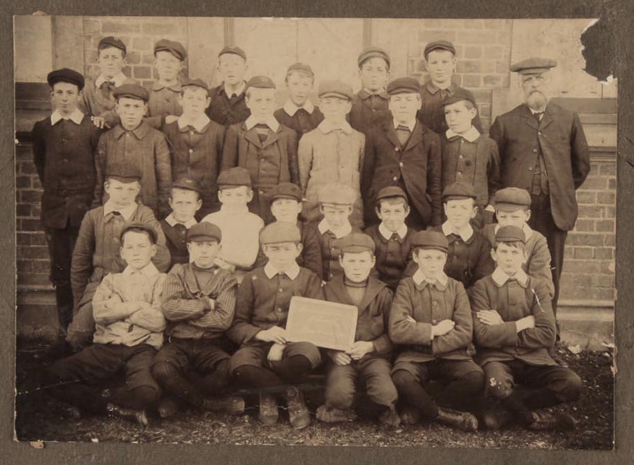 Waimataitai School portrait, circa 1905