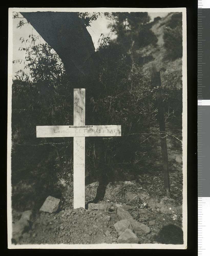 Charles Ernest Thomas' grave, Gallipoli