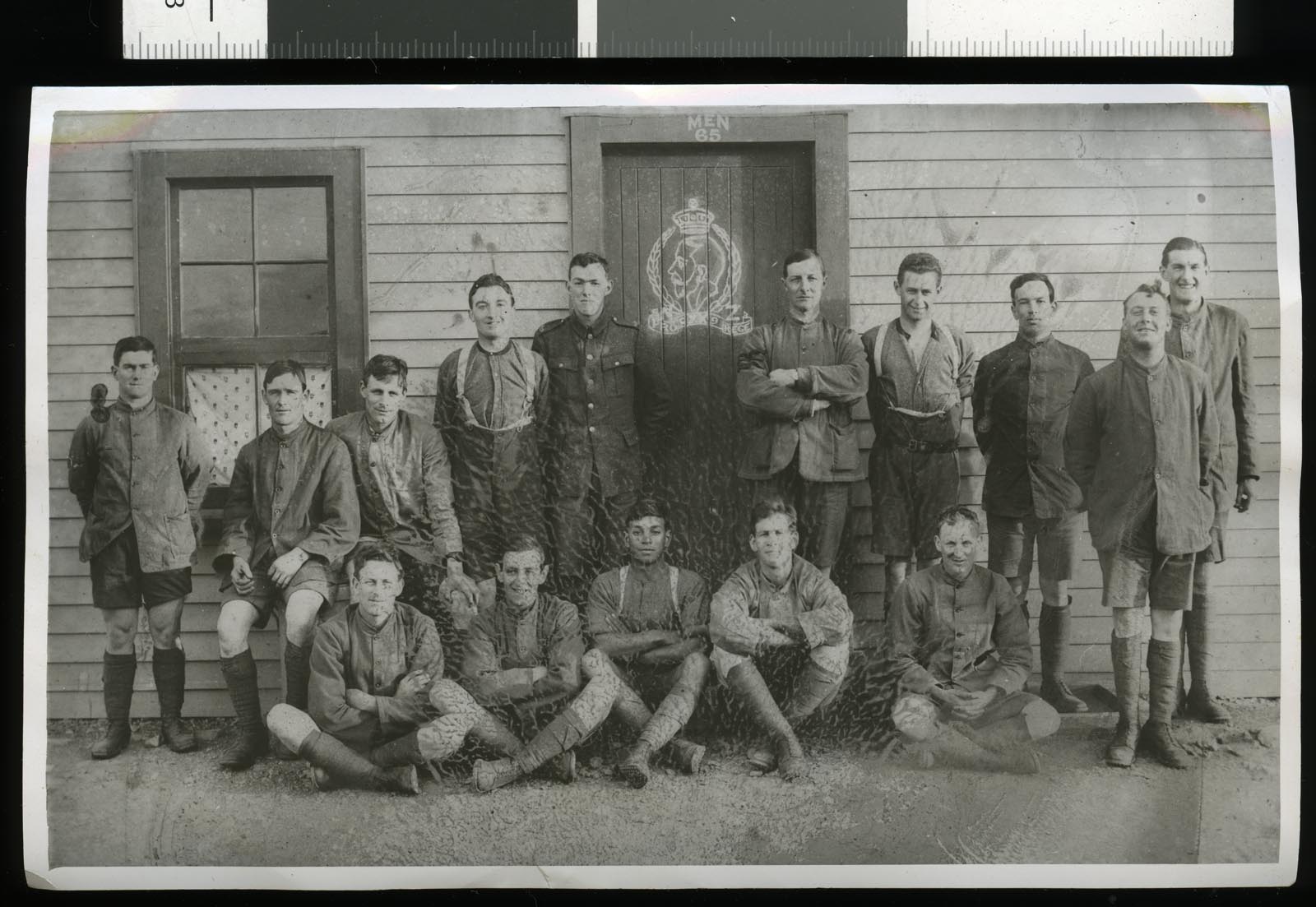 Frank Prestidge (service no. 34727) and a group of other unidentified men, circa 1916