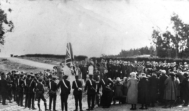 Unveiling of the Waitohi War Memorial, Anzac Day 25 April 1922